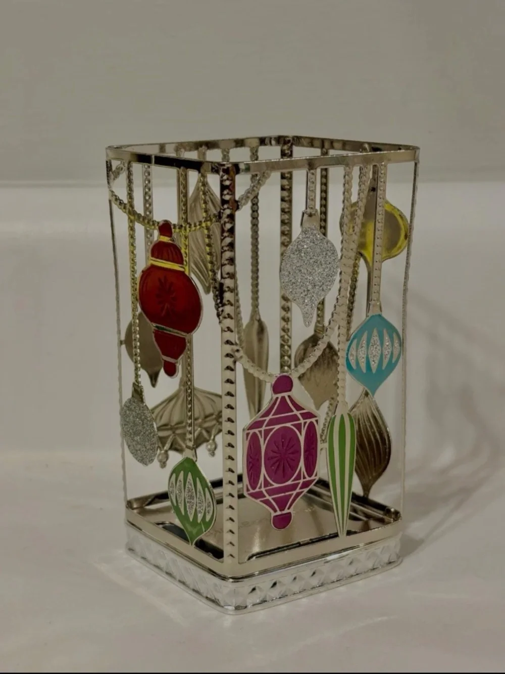 Bath & Body Works Christmas Ornaments Gentle Foaming Hand Soap Holder Sleeve NEW